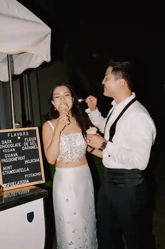 A Colorful Wedding for Amy and Eugene