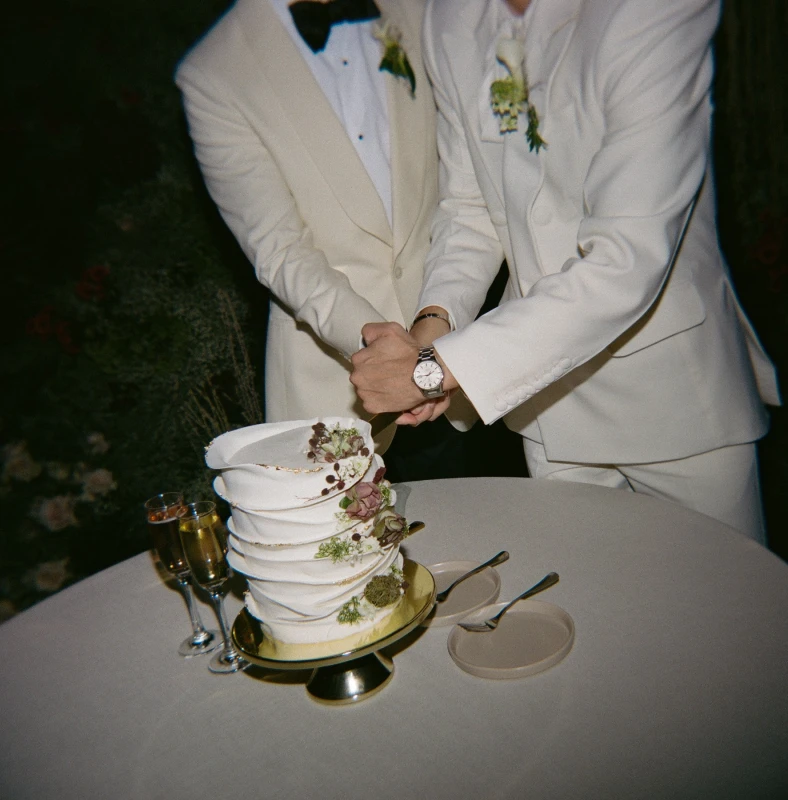 A Garden Wedding for Andrew and Arturo