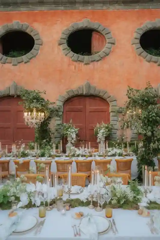 A Vibrant Wedding for Anna and Hamilton