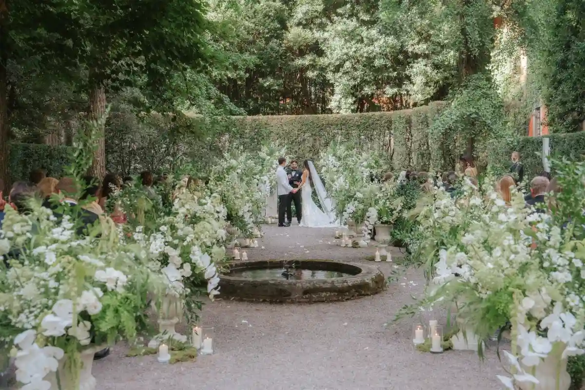 A Vibrant Wedding for Anna and Hamilton