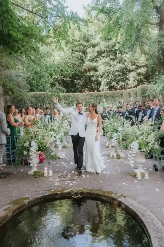 A Vibrant Wedding for Anna and Hamilton