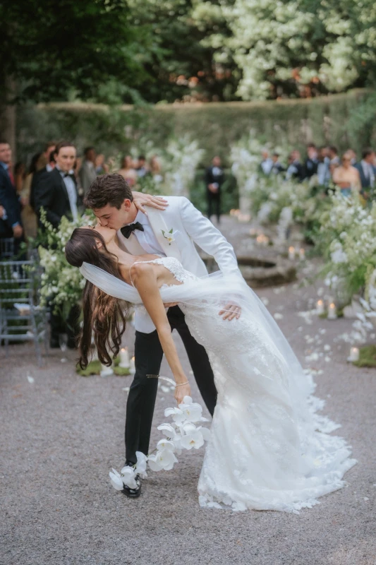 A Vibrant Wedding for Anna and Hamilton