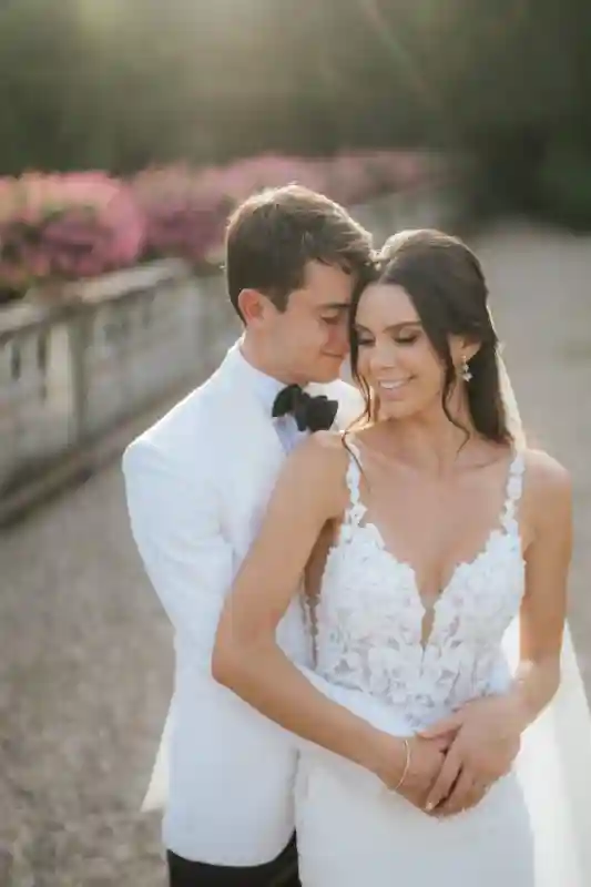 A Vibrant Wedding for Anna and Hamilton