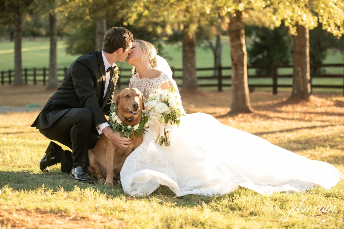 An Outdoor Wedding for Ann Elizabeth and Andrew