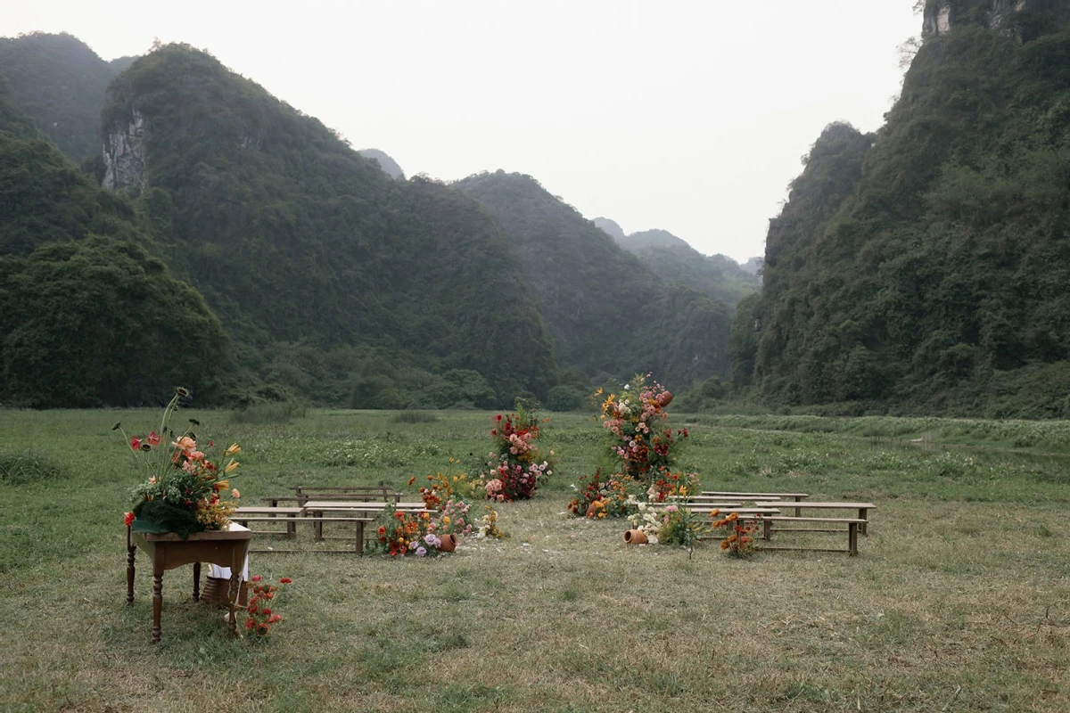 An Lush Wedding for Annie and Ryan