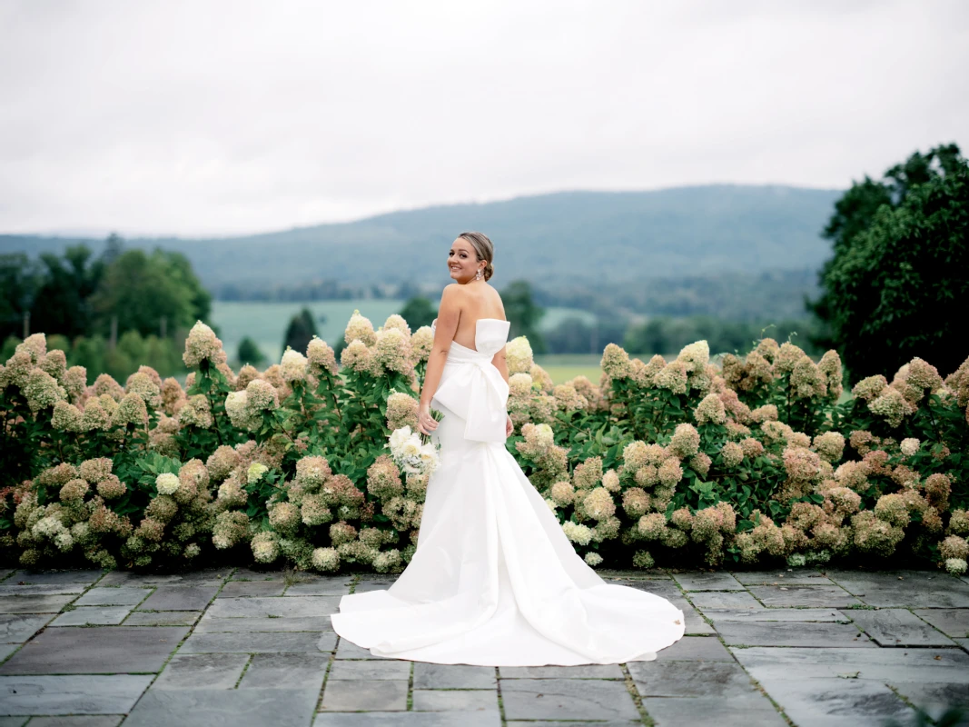 A Formal Wedding for Annie and Taylor