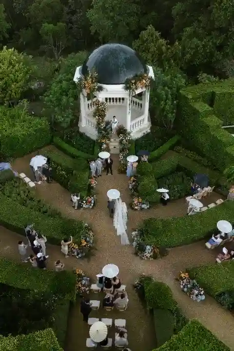 A Colorful Wedding for Annie and Vince