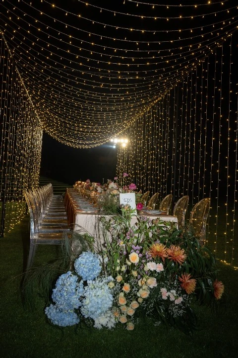 A Colorful Wedding for Annie and Vince