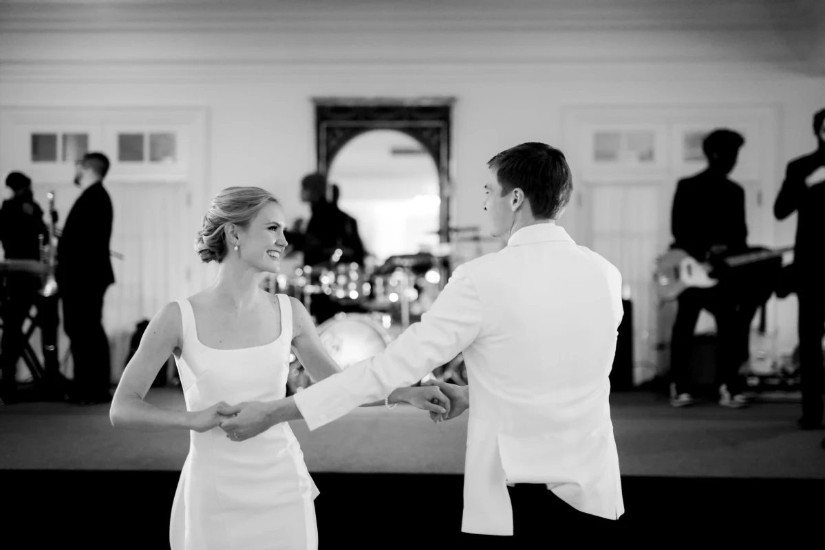 A Classic Wedding for Annie and John Allen