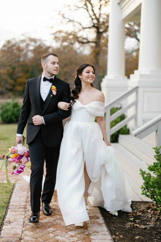 A Colorful Wedding for Arianne and Matt