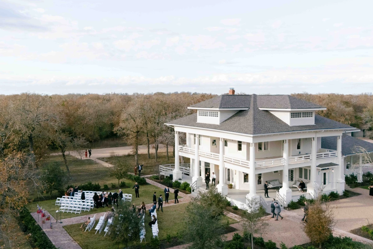 A Colorful Wedding for Arianne and Matt