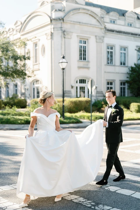 A Classic Wedding for Ashley and John