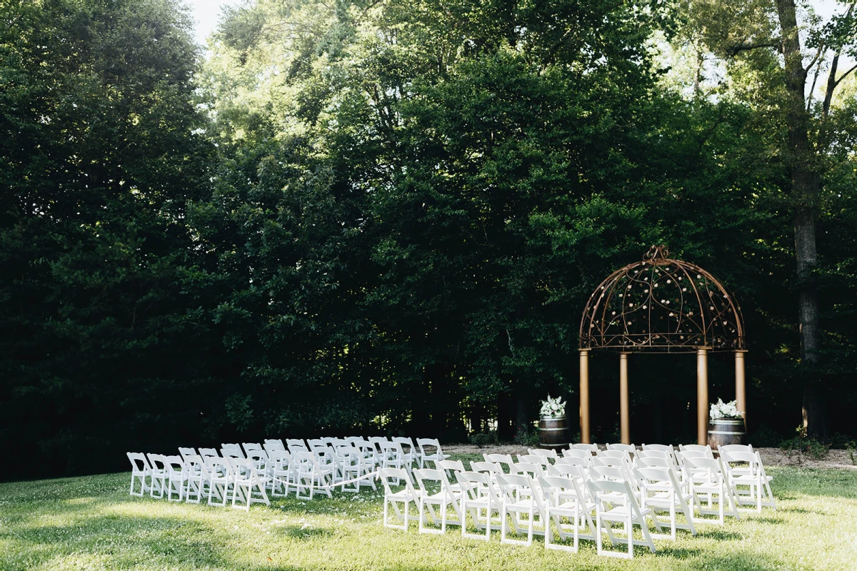 An Outdoor Wedding for Ashley and Matt