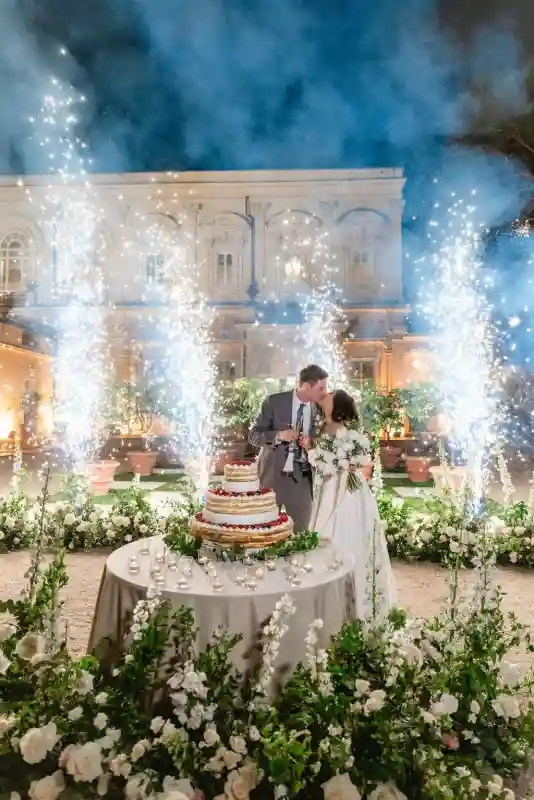 A Classic Wedding for Ashley and Matthew