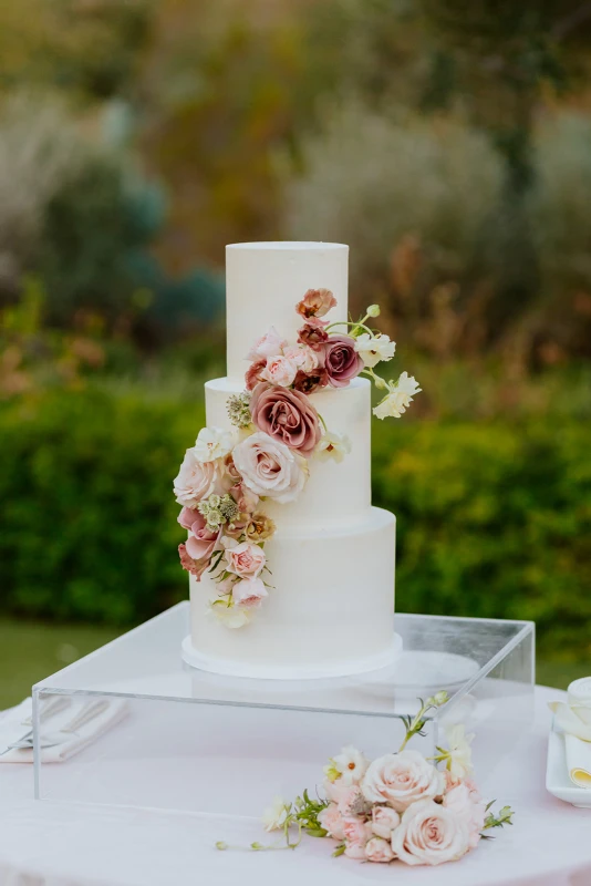 An Outdoor Wedding for Ashley and Tyler