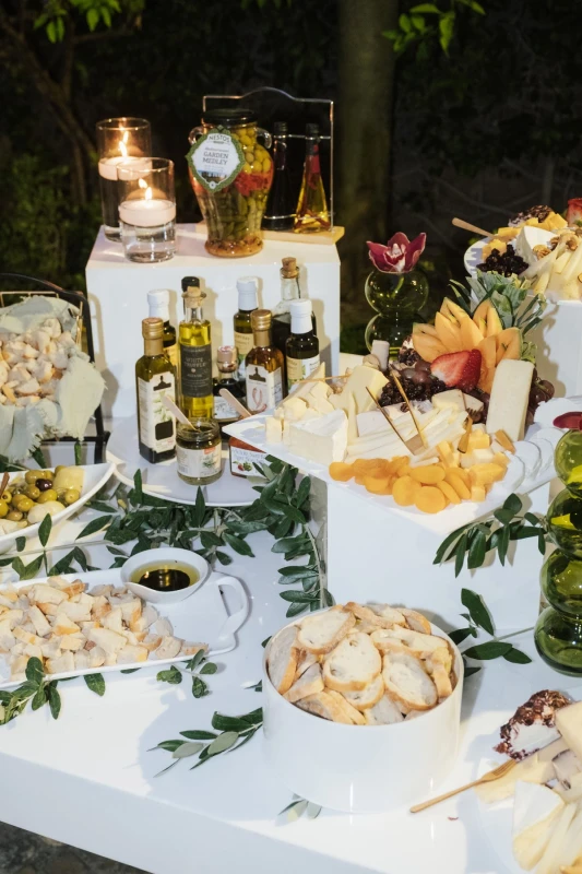 An Estate Wedding for Ava and Kayvan