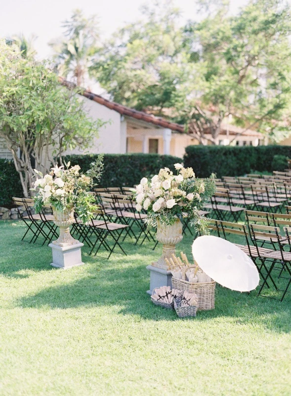 A Formal Wedding for Mollie and Andrew