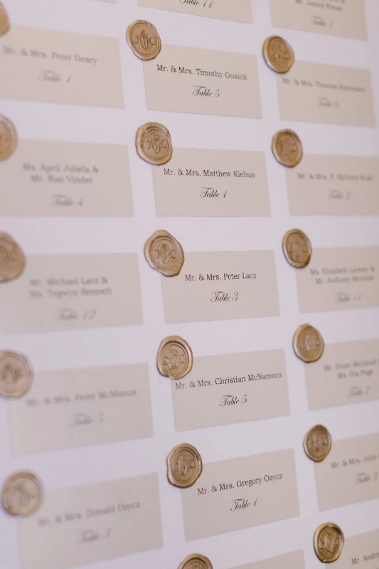 An Indoor Wedding for Olivia and Greg