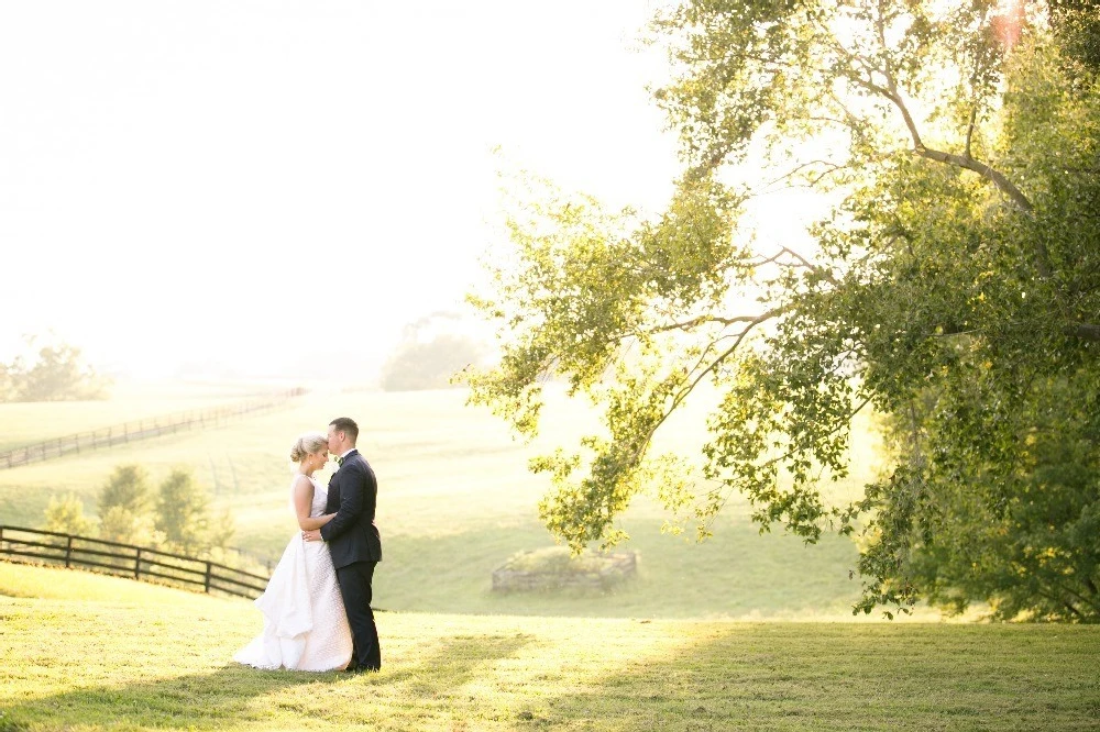 A Classic Wedding for Lesley and Bryan