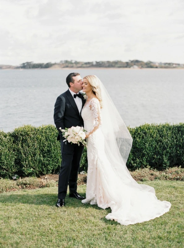 A Classic Wedding for Jillian and Travis