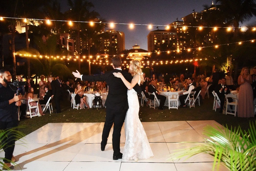 A Beach Wedding for Hunter and Steve