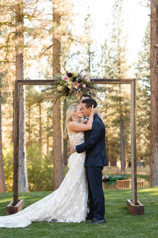 A Classic Wedding for Jessica and Ariel