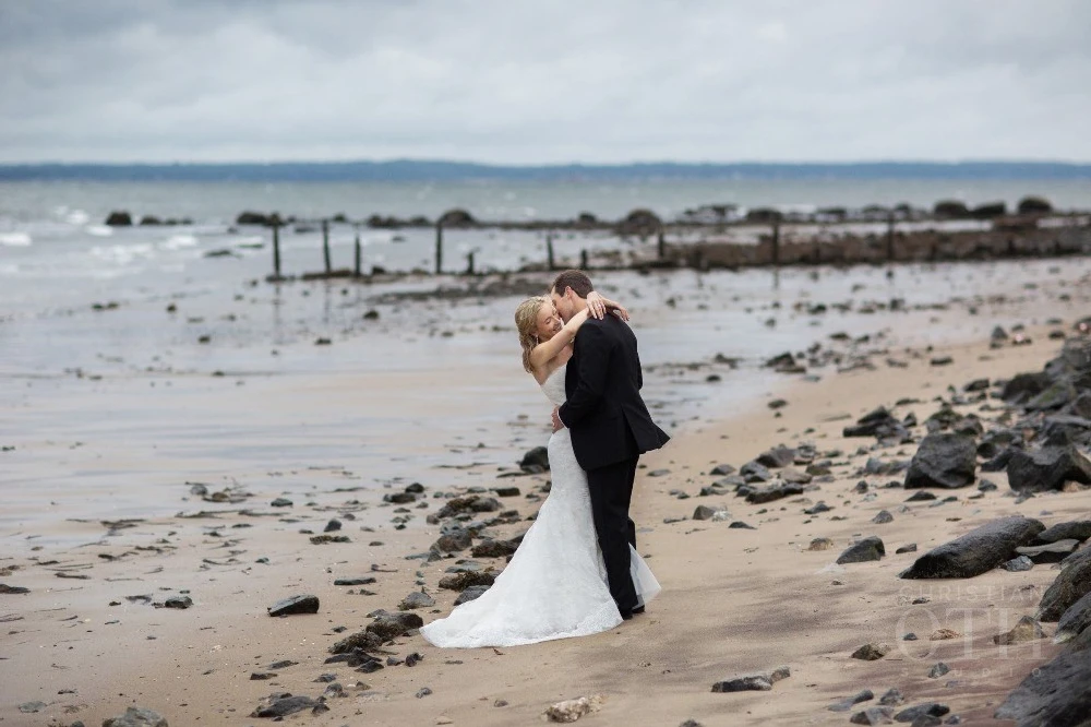 A Wedding for Lindsay and Tyler