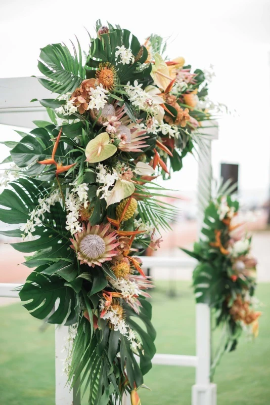 A Beach Wedding for Robin and Jack