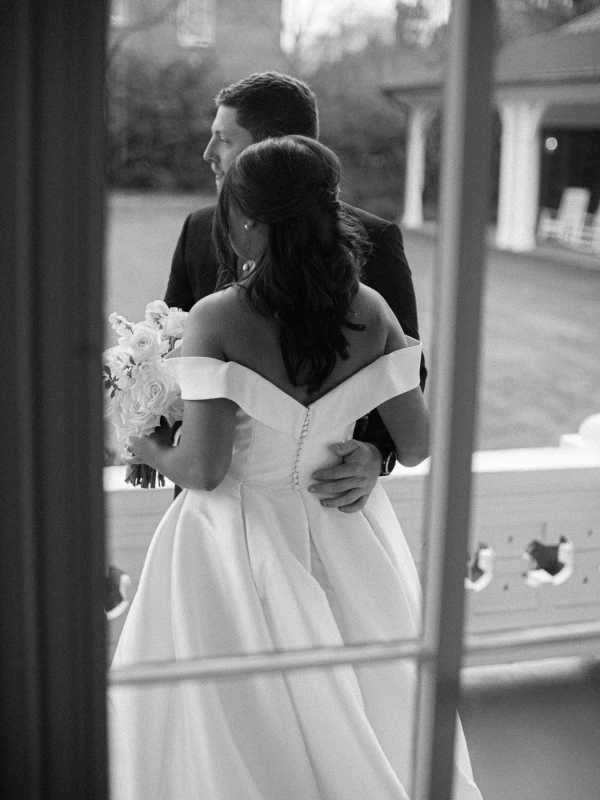 A Classic Wedding for Bella  and Brad 