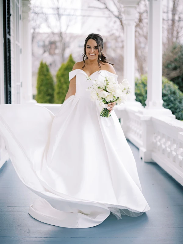 A Classic Wedding for Bella  and Brad 