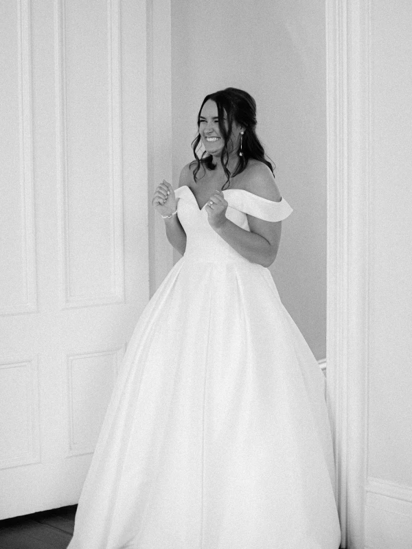 A Classic Wedding for Bella  and Brad 