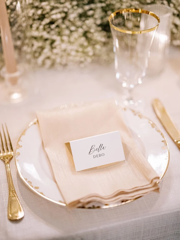 A Classic Wedding for Bella  and Brad 