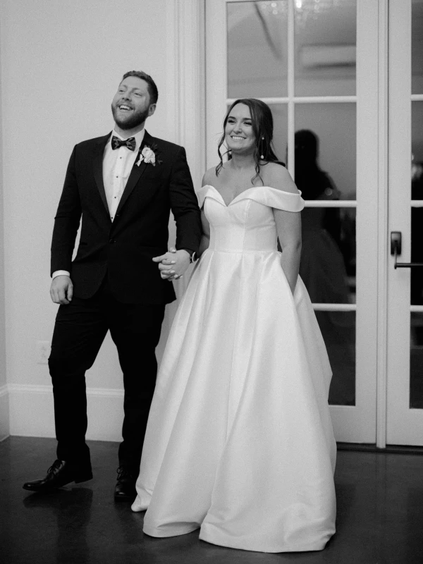 A Classic Wedding for Bella  and Brad 