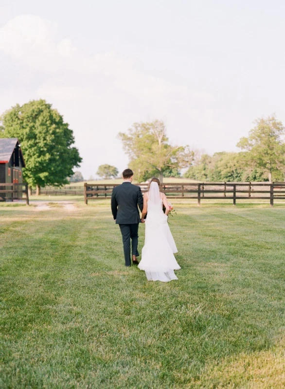 An Outdoor Wedding for Erica and Spencer