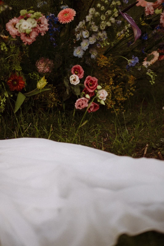 A Garden Wedding for Blanca and Javier