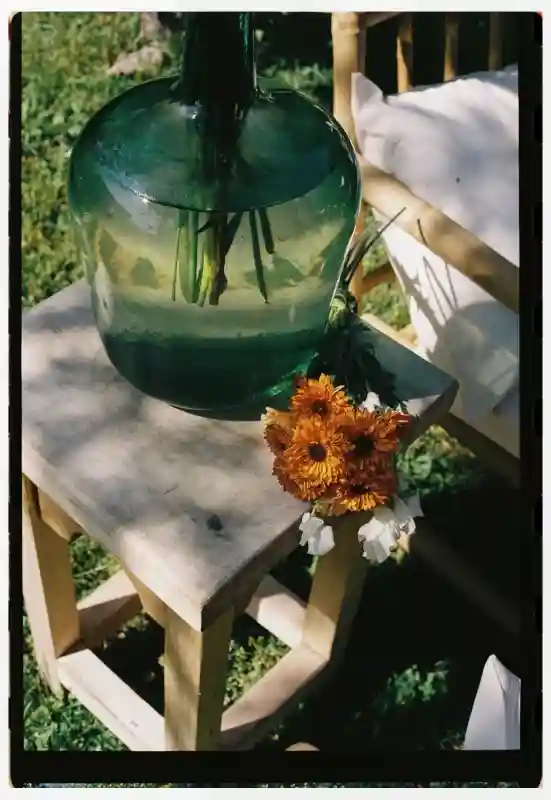 A Garden Wedding for Blanca and Javier