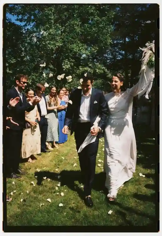 A Garden Wedding for Blanca and Javier