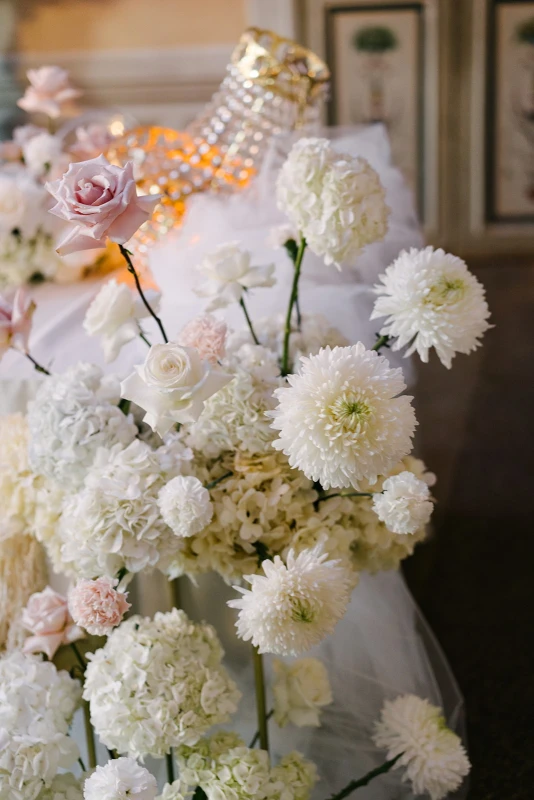 A Glam Wedding for Bomi and David