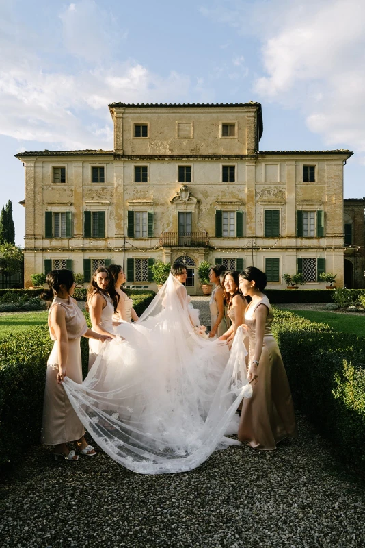 A Glam Wedding for Bomi and David