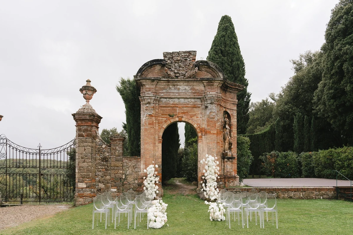 A Glam Wedding for Bomi and David