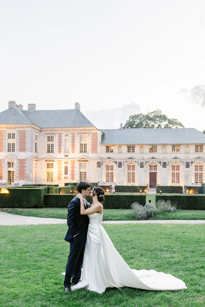 Bonjour Weddings
