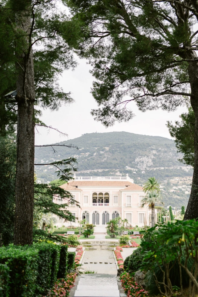 Bonjour Weddings