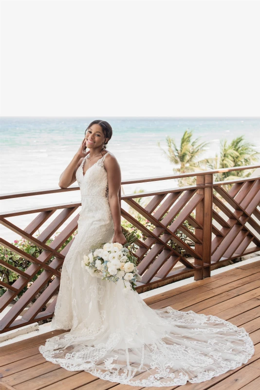 A Beach Wedding for Brezlyn and Deshawn