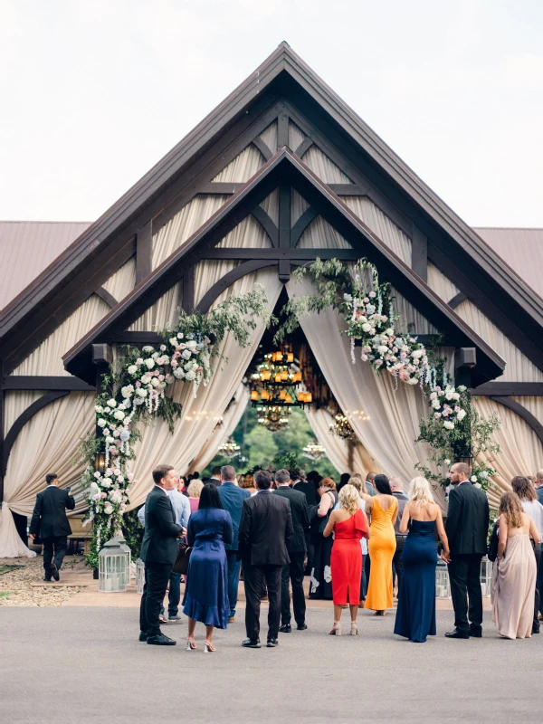 An Outdoor Wedding for Brooke and Andrew