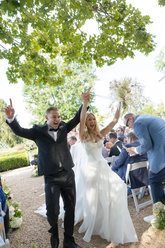 A Vineyard Wedding for Brooke and Kaden