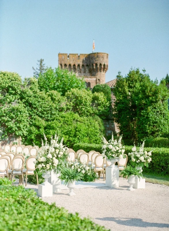 A Classic Wedding for Yulia and Filip