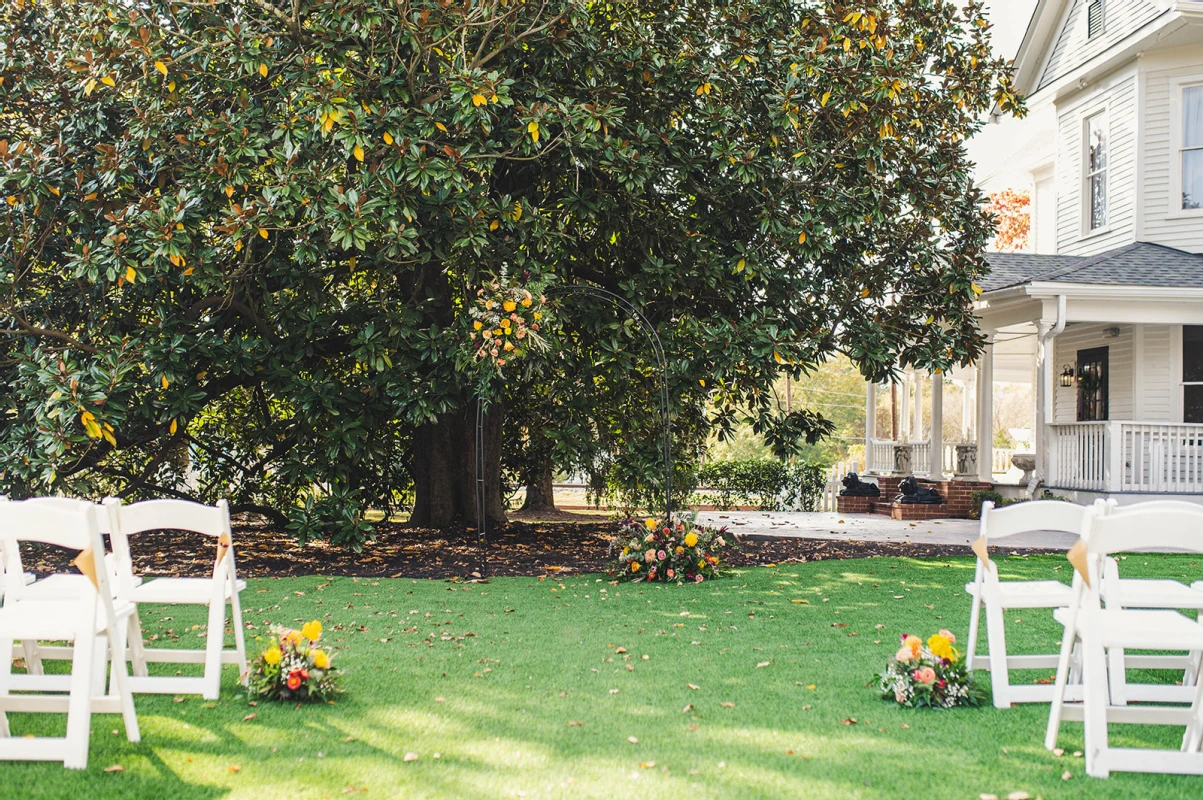 A Clolorful Wedding for Caitlyn and Jonathan