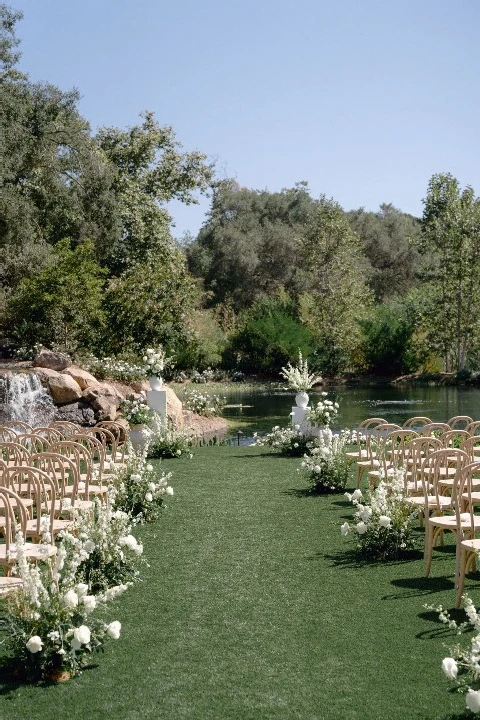 A Classic Wedding for Candice and DeVaughn