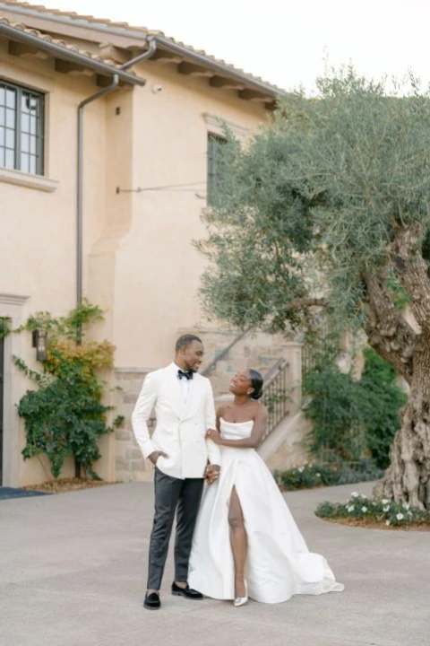 A Classic Wedding for Candice and DeVaughn
