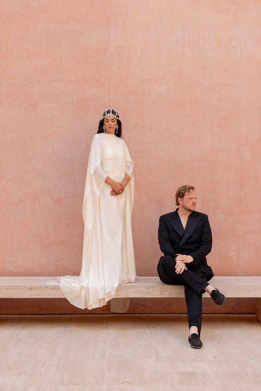 Between Terracotta Walls, a Decade of Marriage Met Its Reflection
